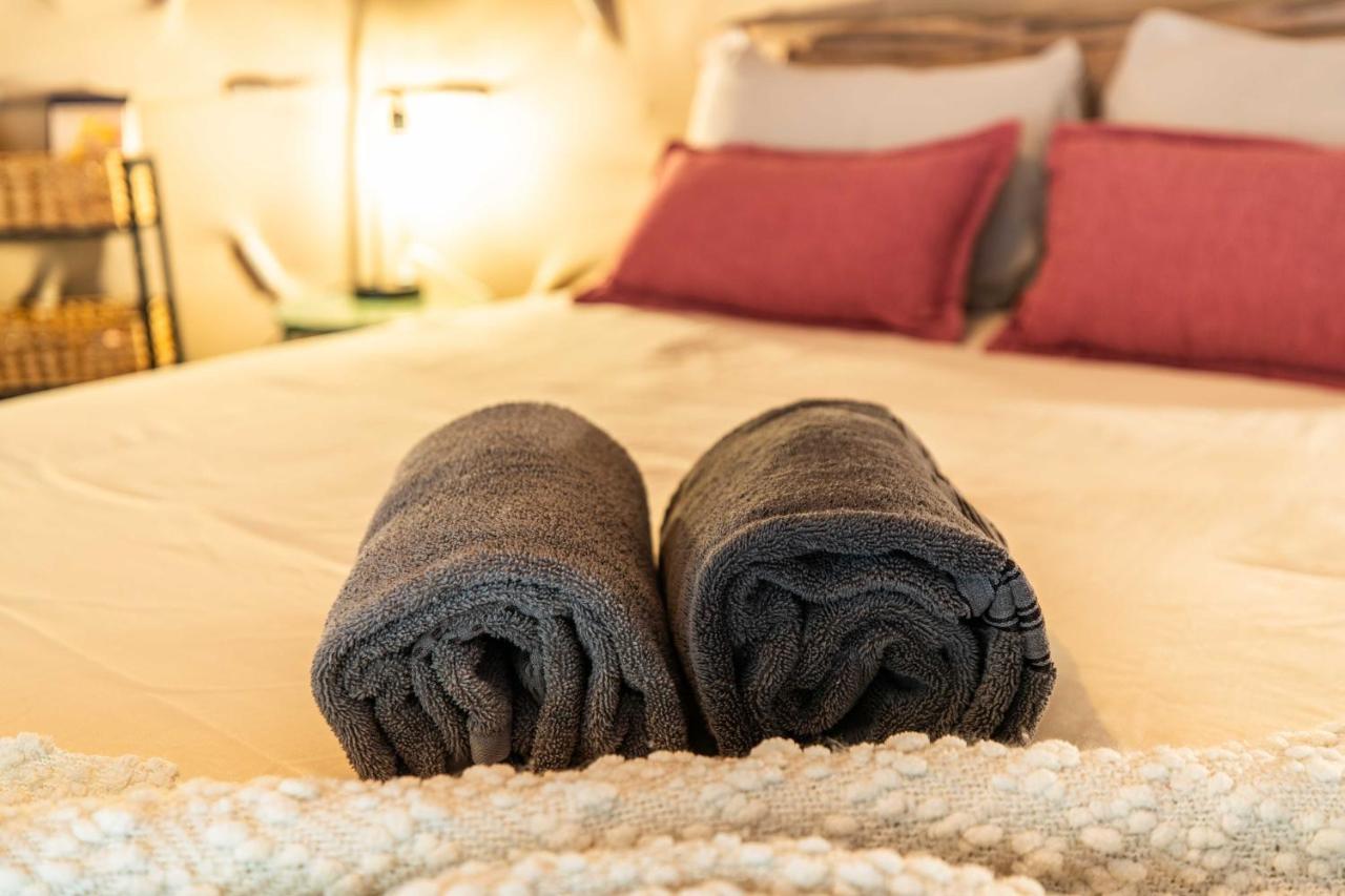 Solace Glamping 2 セバービル エクステリア 写真